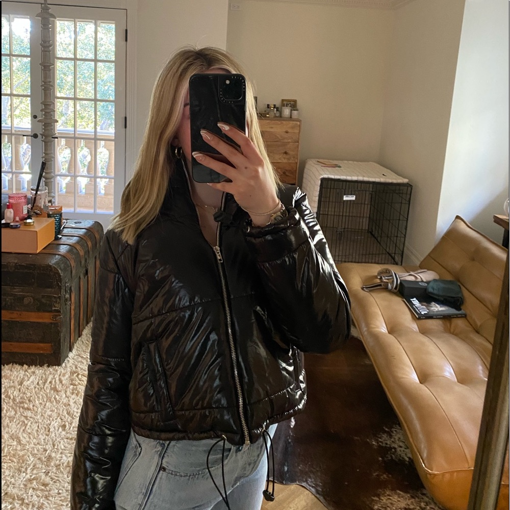 black latex puffer jacket🖤 - Picture 1 of 1